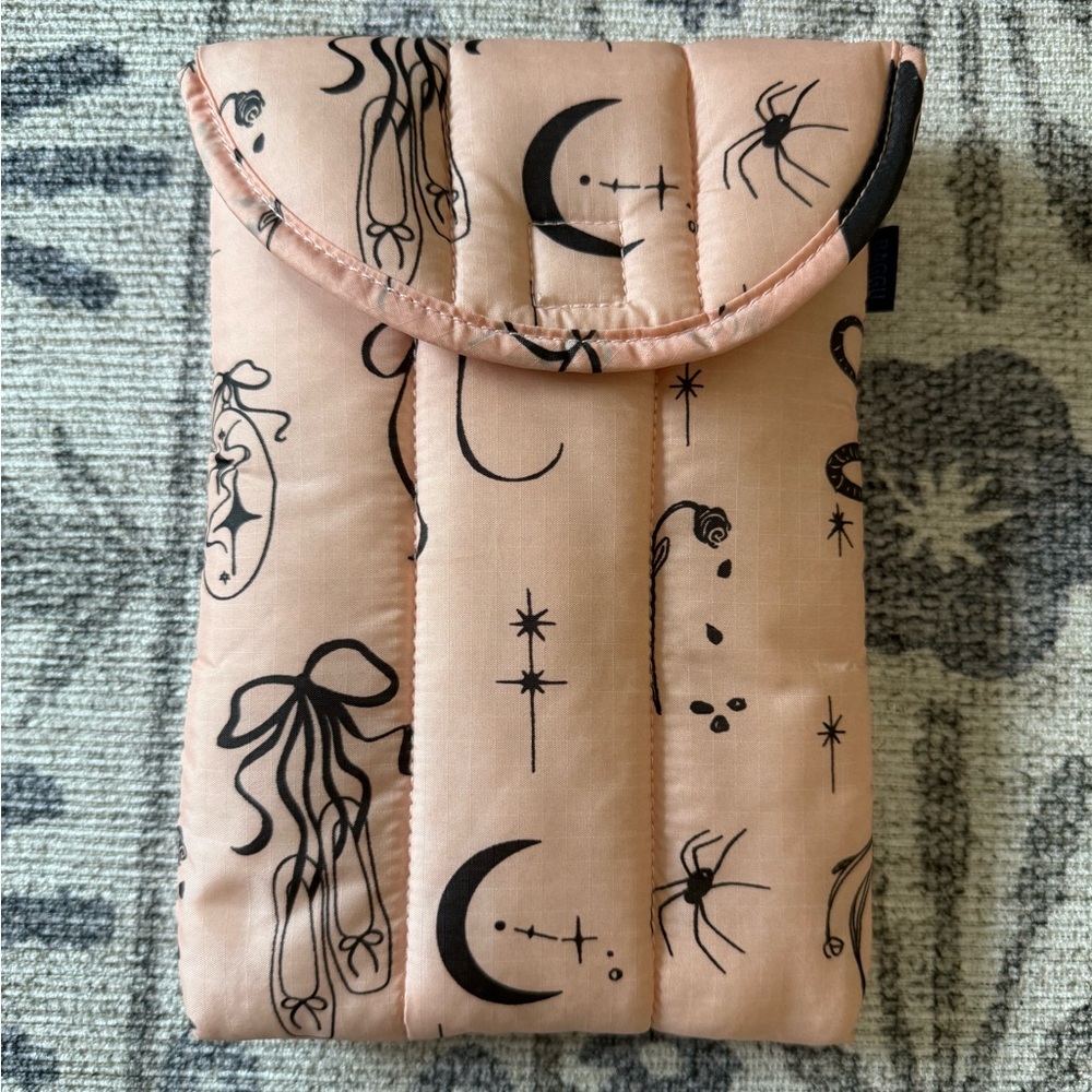 Baggu Puffy Tablet Sleeve 8" - Ballet Icons